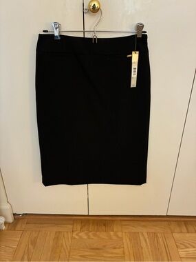 NWT Elie Tahari Black Women's Suit Skirt
